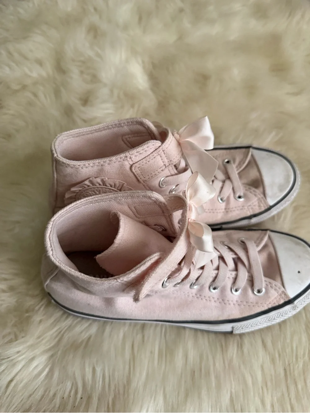 Converse Kids Light Pink High-Top Sneakers with Satin Bows